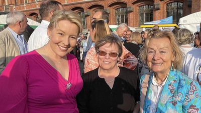 Franziska Giffey, Angelika Golombek und Ursula Engelen-Kefer.